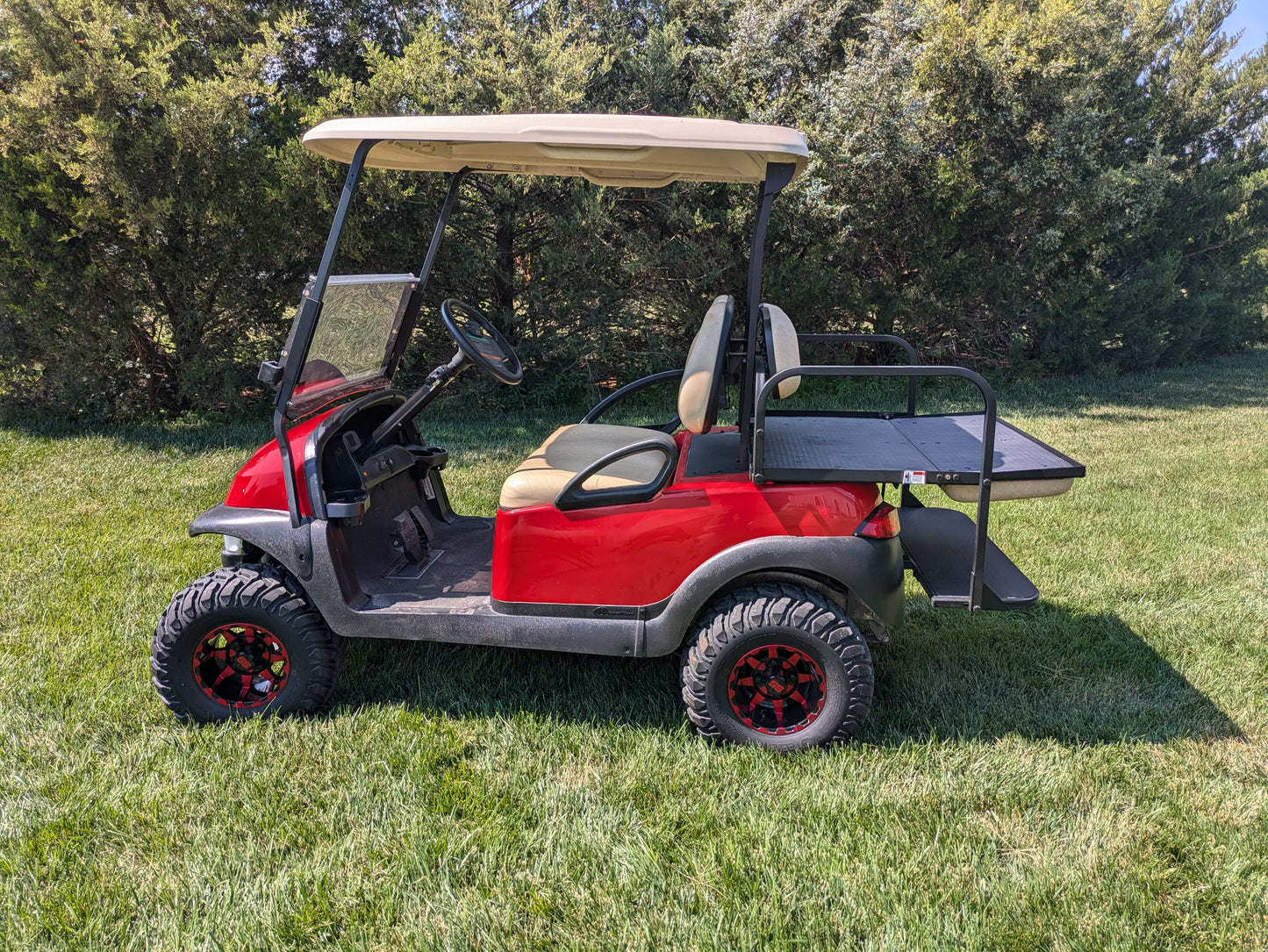 2011 Club Car Precedent 48V Electric - Rear Flip Seat - Red